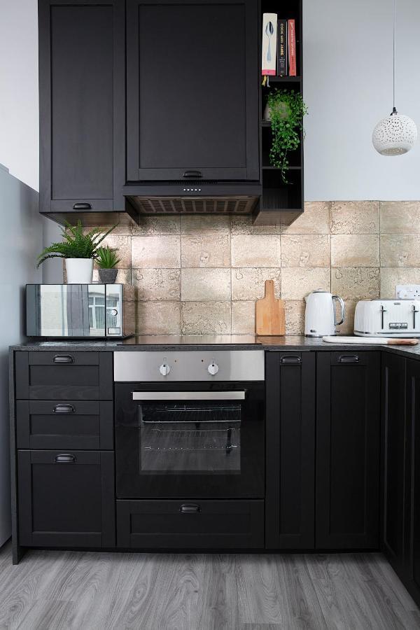Beautiful First Floor Apartment Poulton-le-Fylde Экстерьер фото